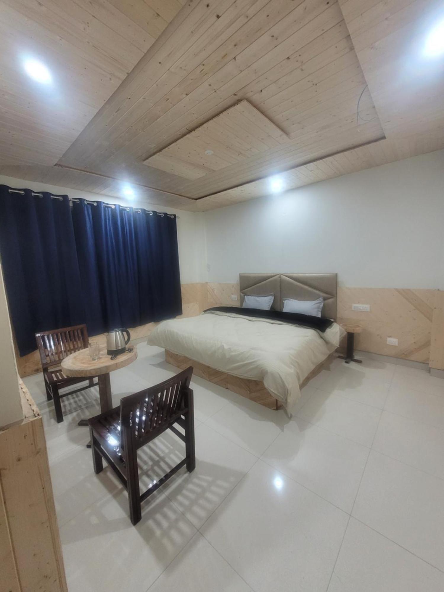 Whoopers Hostel Kasol Exterior foto